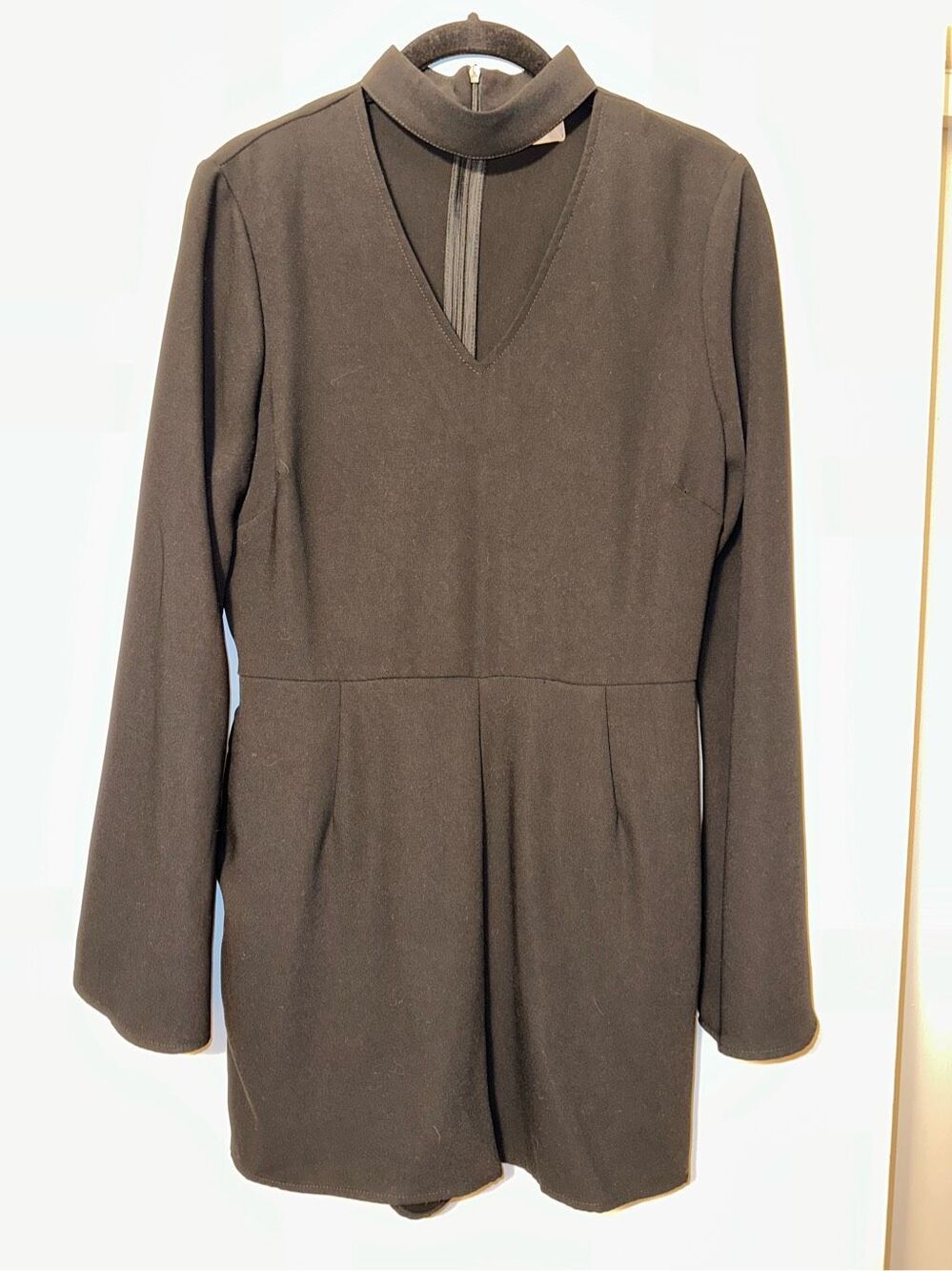 Altar’d State Women’s Small Black Long Bell Sleeve Neck Cutout Romper EUC